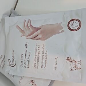 Goat Milk Hand Mask - White